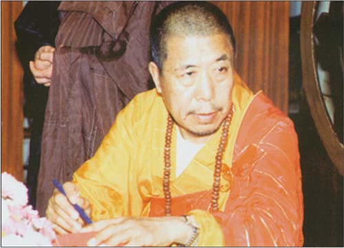 ŤƦѩM|lM - ӤEIn Memory of the Venerable Master Hsuan Huan - Photographs