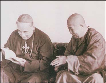 ŤƦѩM|lM - ӤEIn Memory of the Venerable Master Hsuan Huan - Photographs