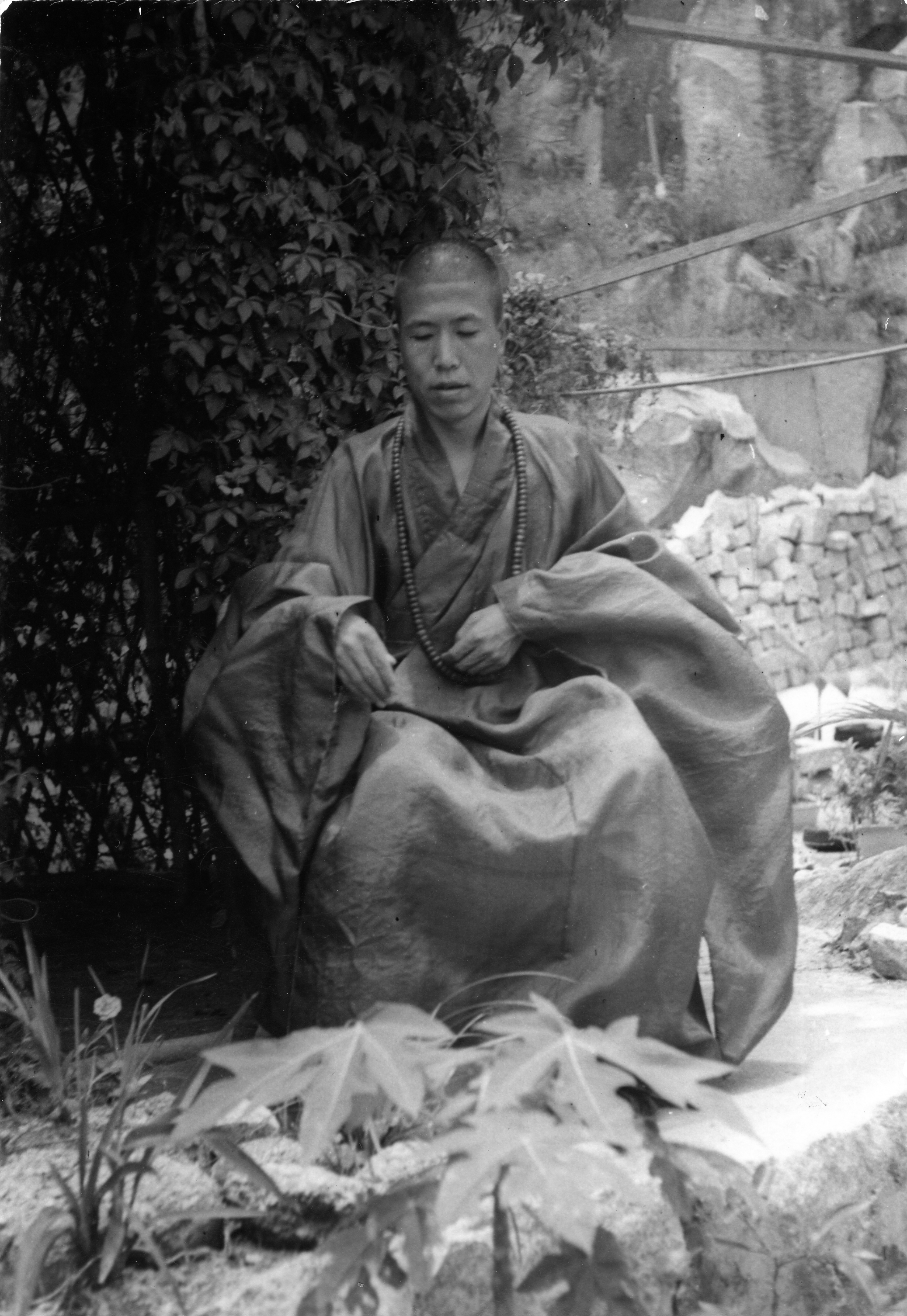 ŤƦѩM|lM2 - Ĥۤ YEIn Memory of the Venerable Master Hsuan Huan - Transformation of a Bodhisattva,